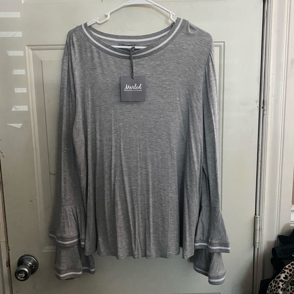 Blouse - Picture 2 of 3
